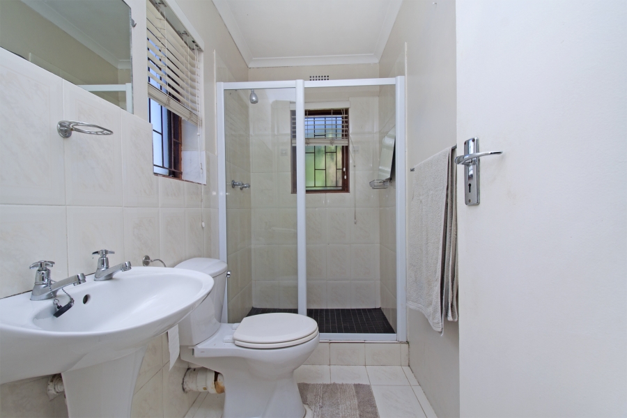 3 Bedroom Property for Sale in Milkwood Park Western Cape